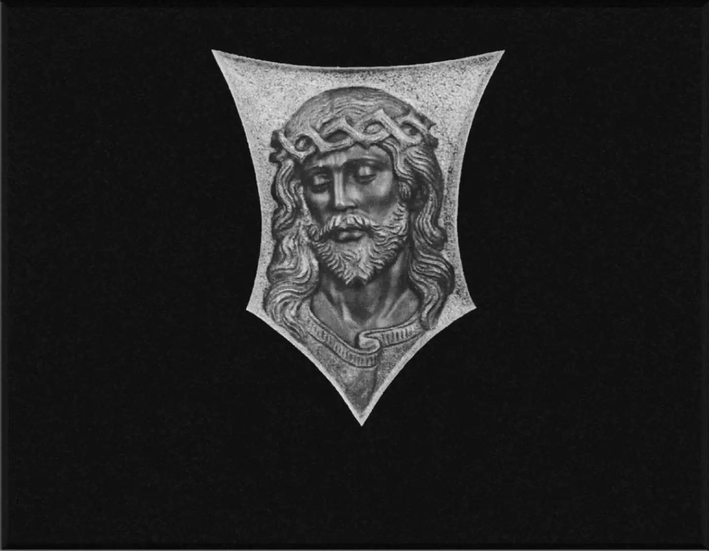 Cristo tallado T.127