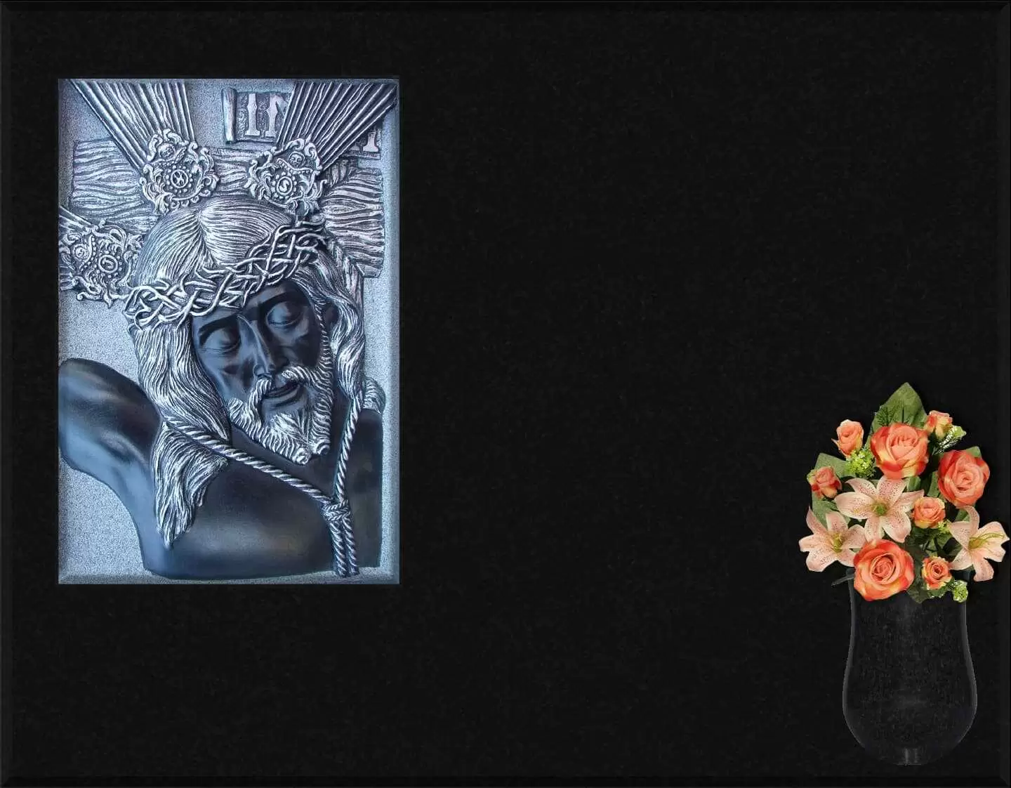 Cristo crucificado tallado T.139