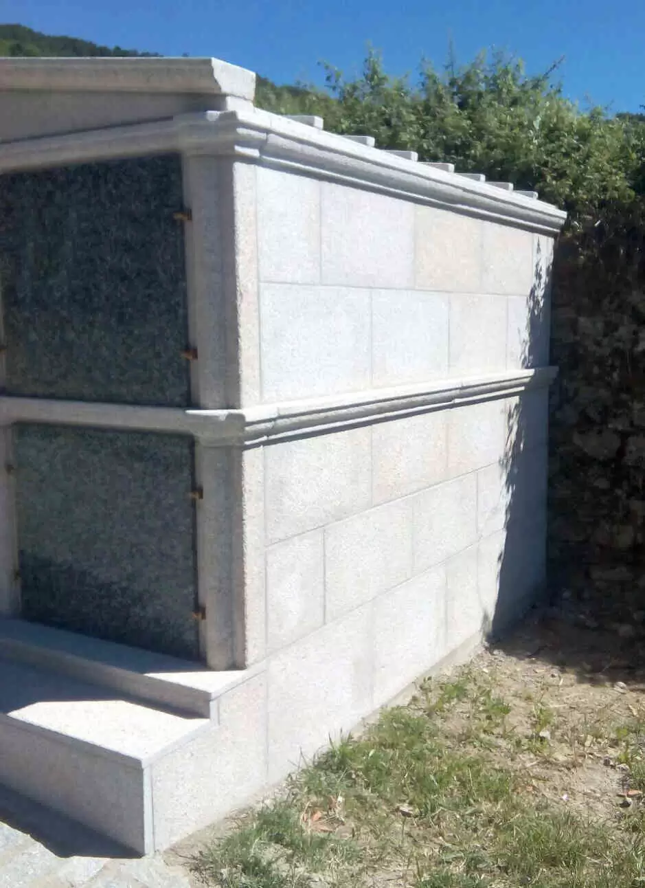 Panteón de cantería - Imagen 2
