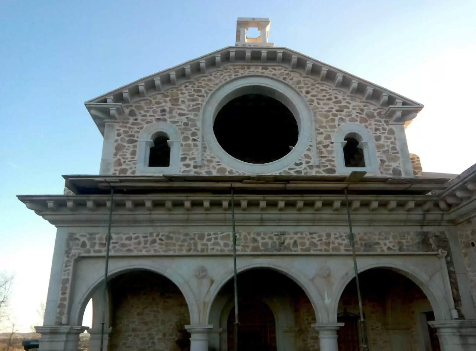 Iglesia de cantería