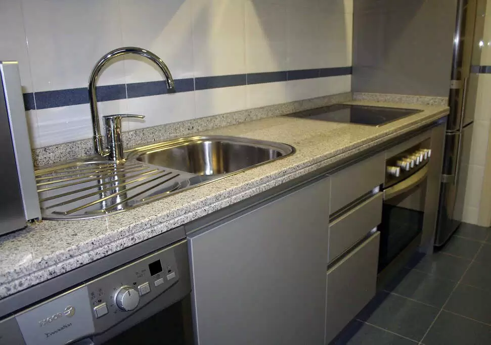 Encimera de granito Blanco Cristal