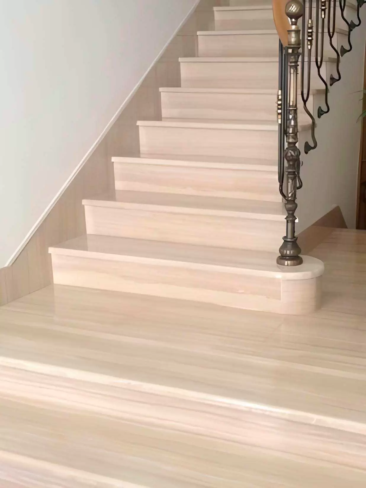 Escaleras de mármol Crema Marfil