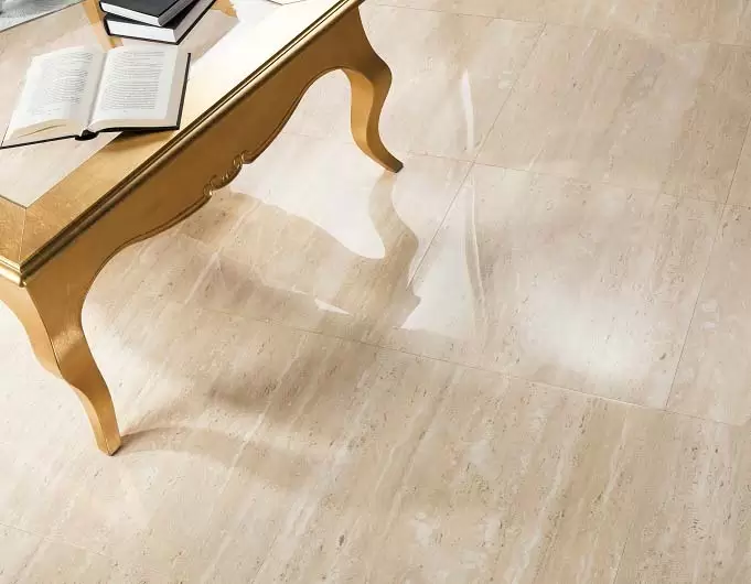 Suelo de mármol Travertino