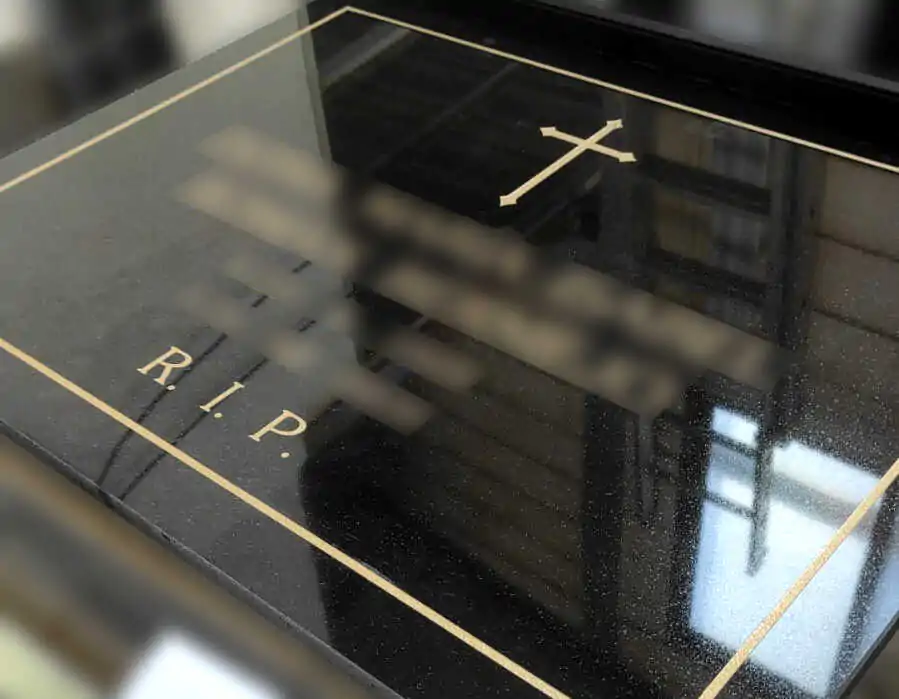 Lápida con cruz recta fina - Imagen 2